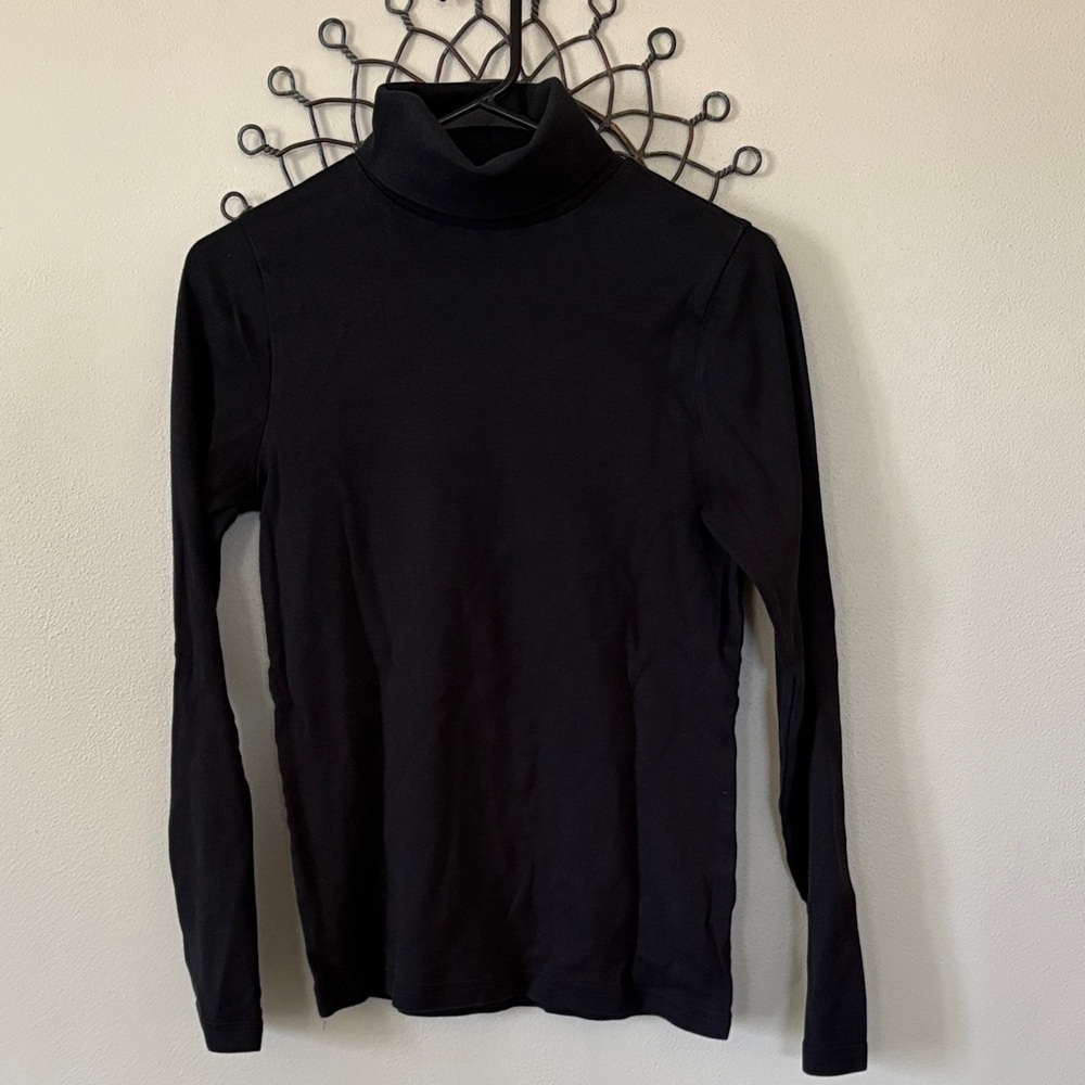 Jcrew perfect fit Classic Black Turtleneck Long Sleeve Top